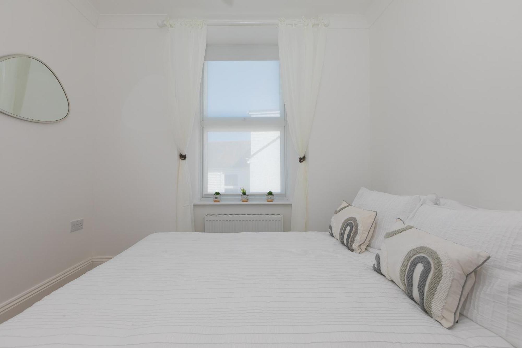 Seabreeze 3 - Seaview & Parking Appartement St Ives Buitenkant foto